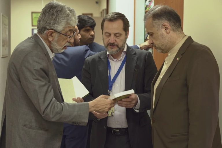 حضور بنیاد ابن سینا در ششمین «همایش سالانه ایران شناسان و اساتید زبان و ادبیات فارسی» در مسکو