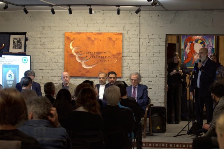 Презентация двухтомника Ибн-Сины «Исцеление. Теология» в переводе Тауфика Ибрагима прошла в стенах Восточного культурного центра ИВ РАН