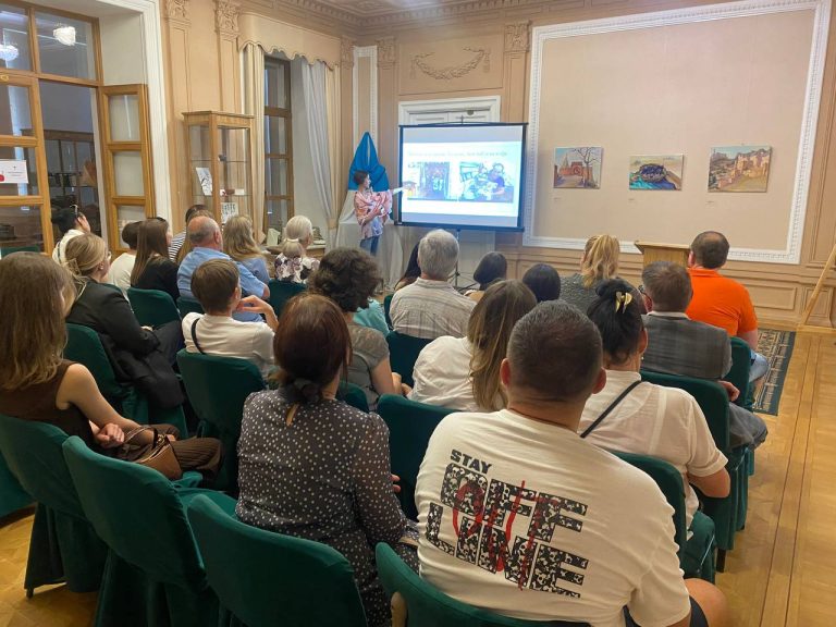 А.В. Громова выступила с лекцией «Иранская кофейня: путешествие из традиционной чайхоны в кофешоп XXI века» в РГБ