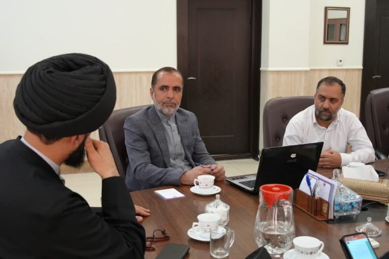 دیدار و گفتگو با مسئولان دانشگاه باقرالعلوم